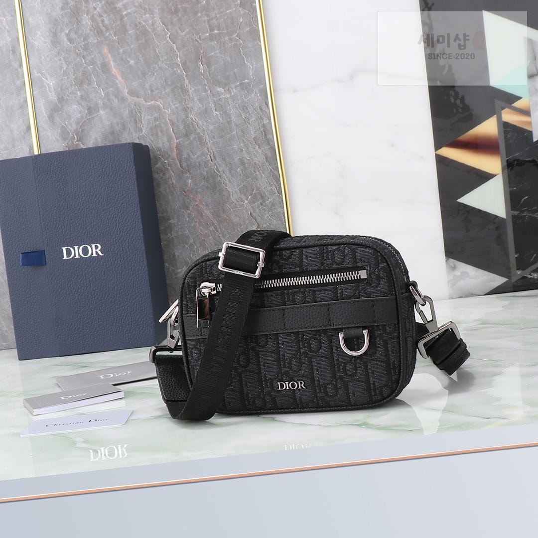 D I O R Dior Safari Bag 8번 이미지