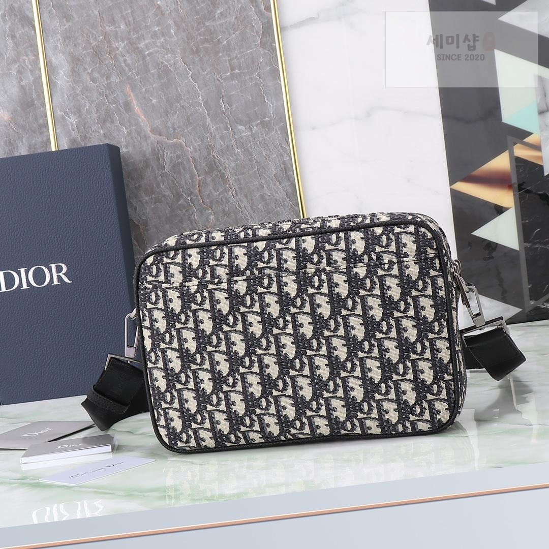 D I O R Dior Safari Bag 17번 이미지