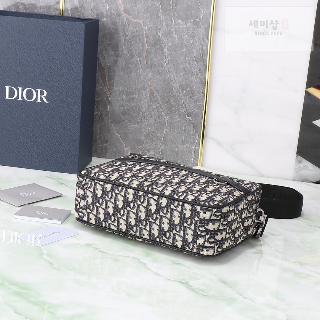 D I O R Dior Safari Bag 18번 이미지