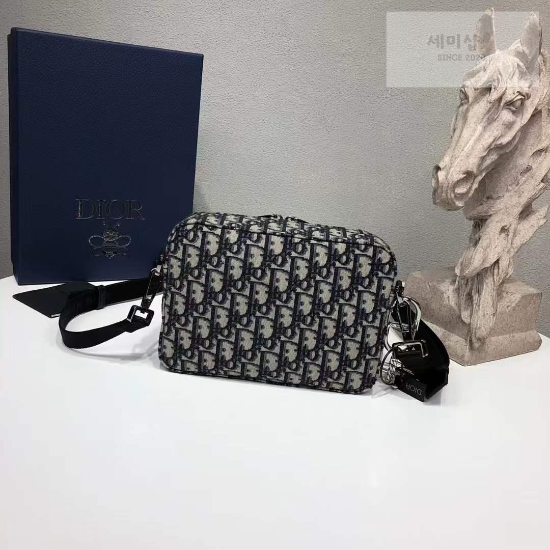 D I O R Dior Safari Messenger bag Bag 15번 이미지