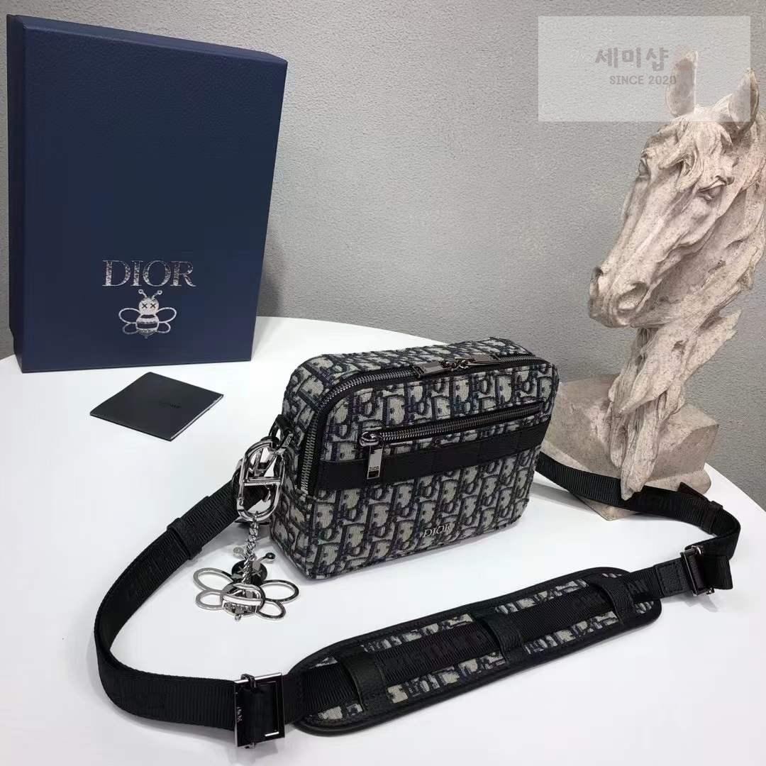 D I O R Dior Safari Messenger bag Bag 2번 이미지