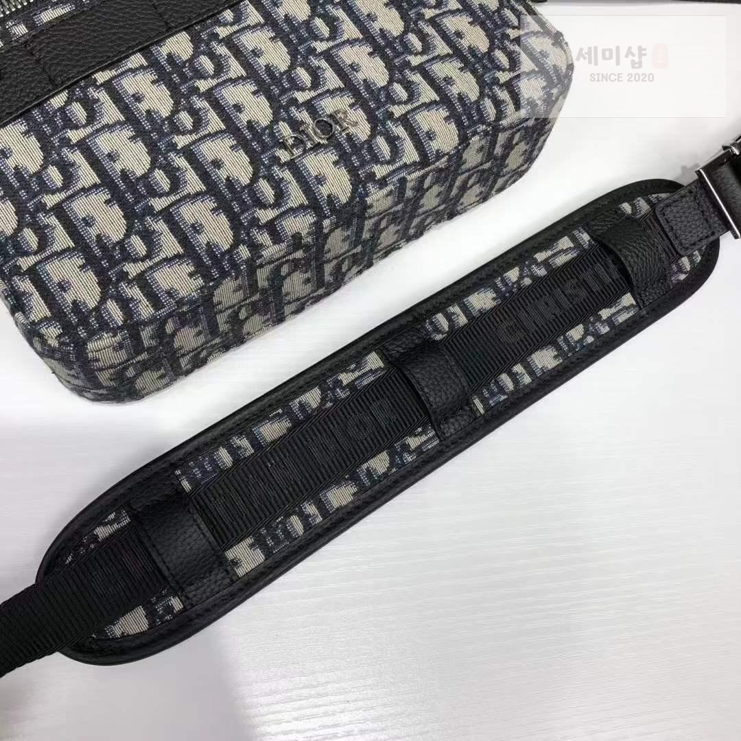 D I O R Dior Safari Messenger bag Bag 3번 이미지