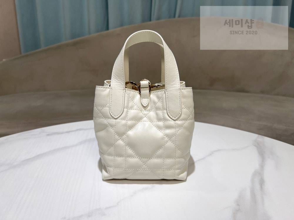 D I O R Dior Toujours Nano Bag 7번 이미지