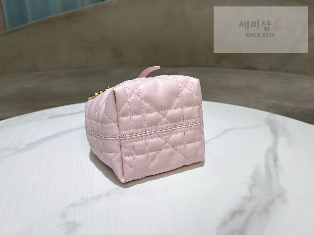 D I O R Dior Toujours Nano Bag 3번 이미지