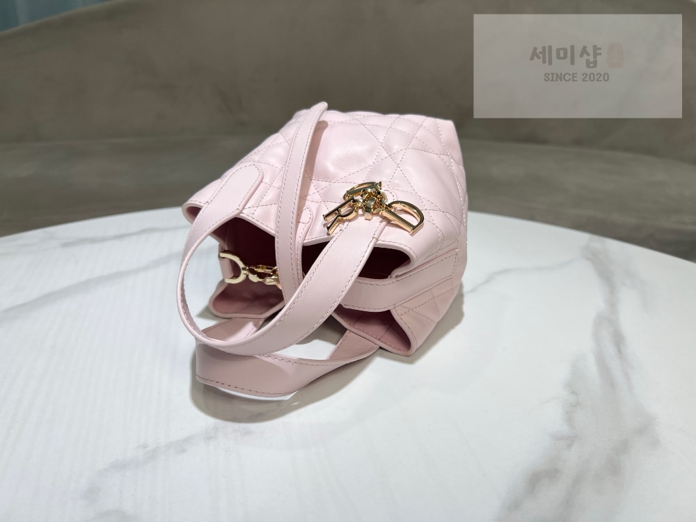 D I O R Dior Toujours Nano Bag 7번 이미지