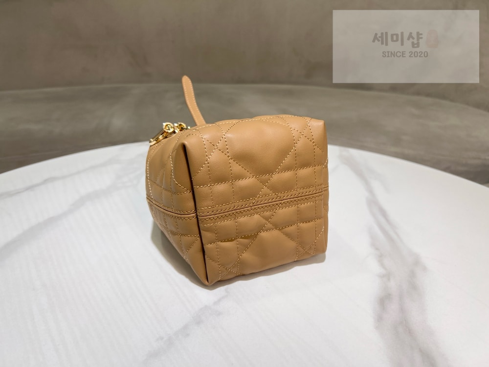 D I O R Dior Toujours Nano Bag 3번 이미지