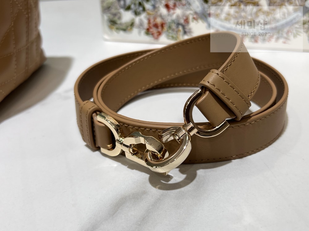 D I O R Dior Toujours Nano Bag 6번 이미지
