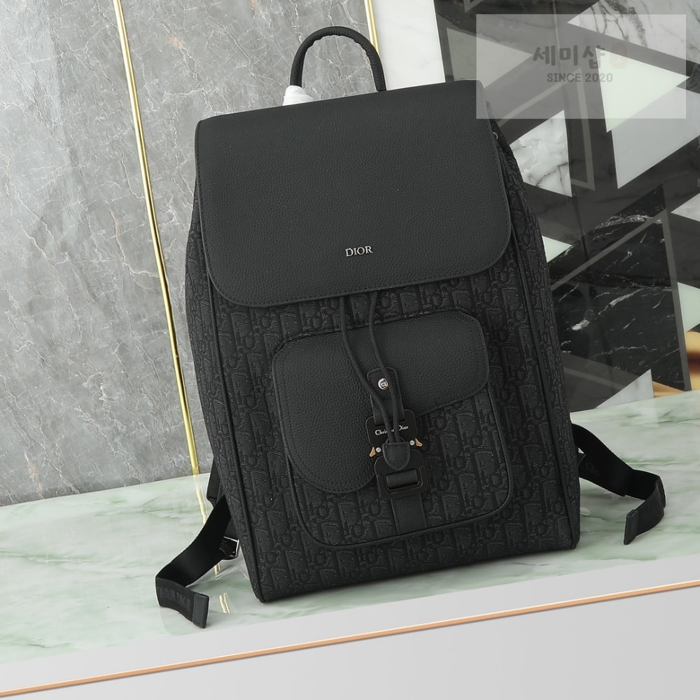 D I O R Saddle Backpack With Flap Bag 1번 이미지