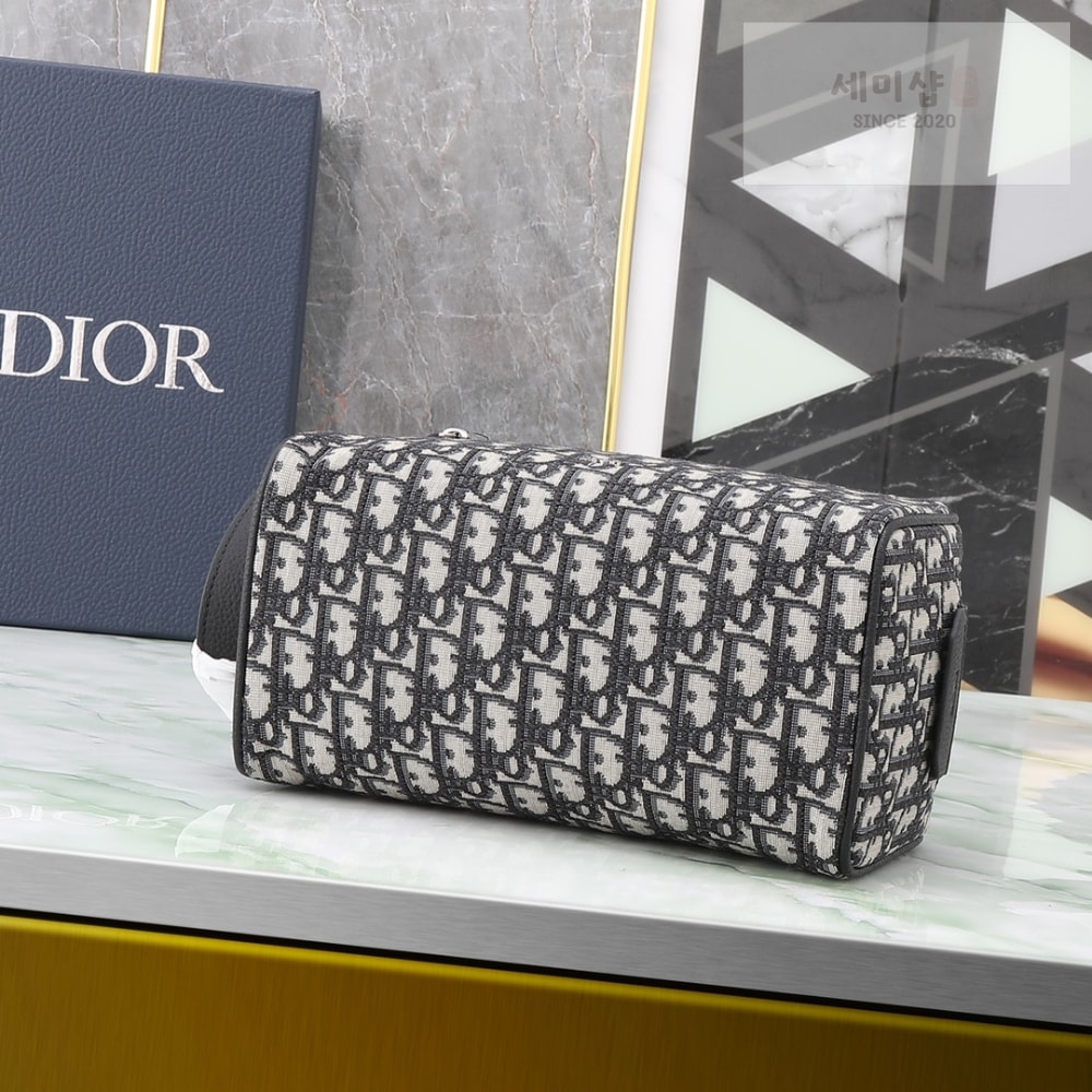 D I O R Toiletry Bag Bag 3번 이미지