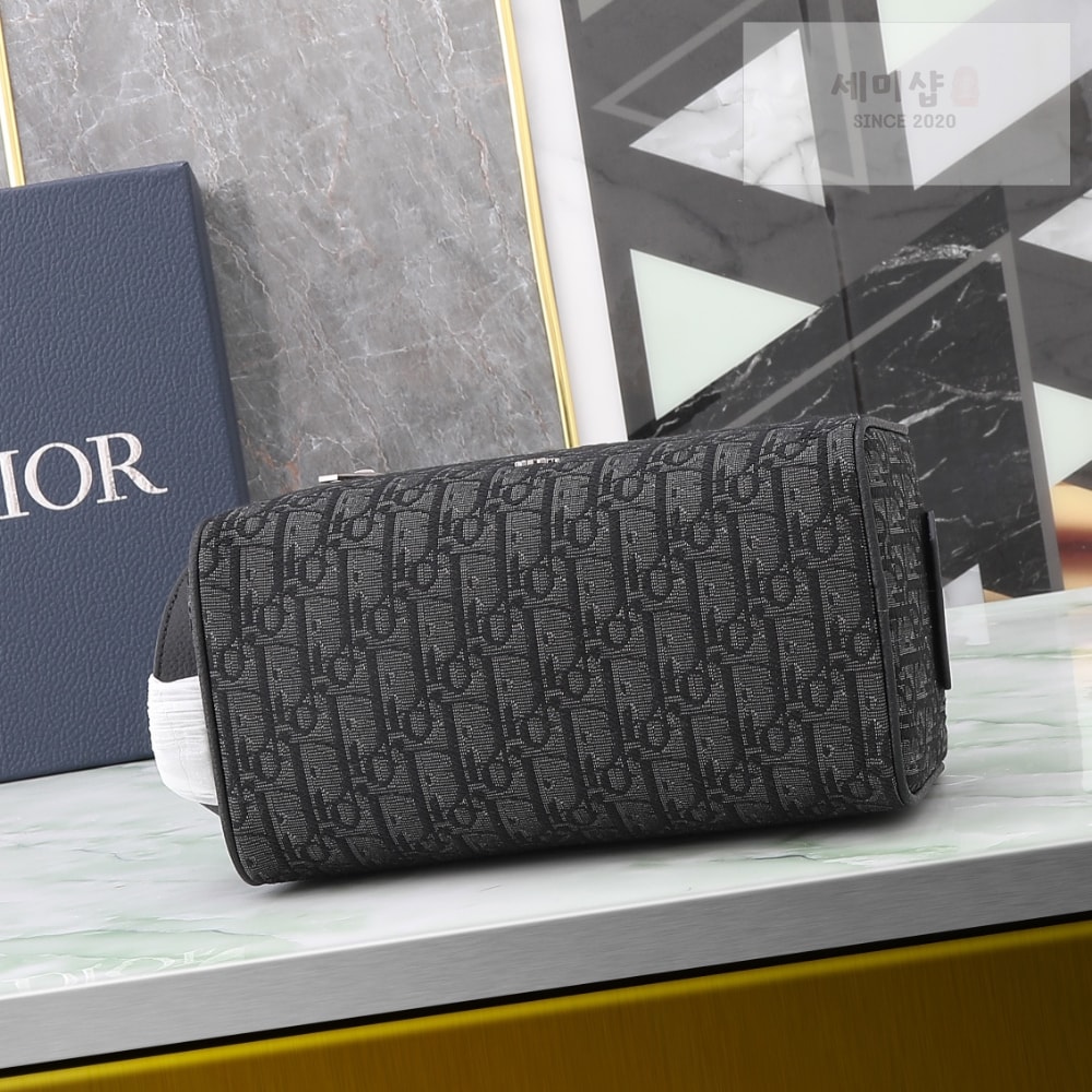 D I O R Toiletry Bag Bag 4번 이미지