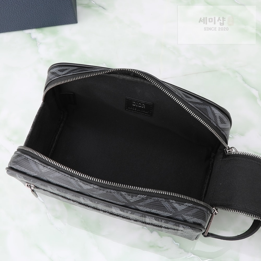 D I O R Toiletry Bag Bag 6번 이미지