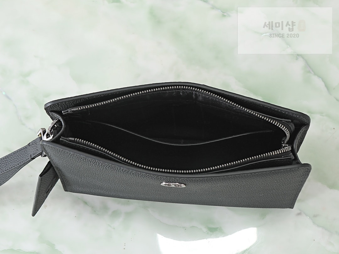 D I O R 디올 CD 아이콘 A5 트라이앵글 파우치 블랙 Bag 7번 이미지