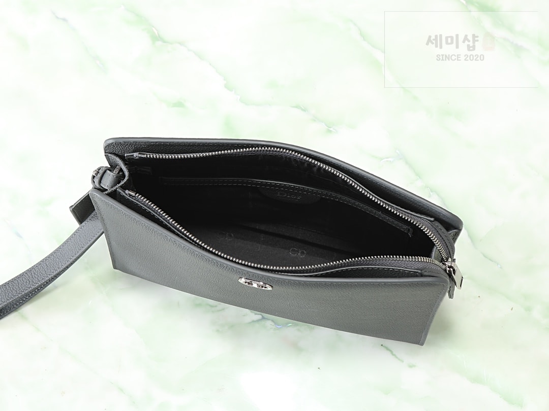 D I O R 디올 CD 아이콘 A5 트라이앵글 파우치 그레이 Bag 6번 이미지