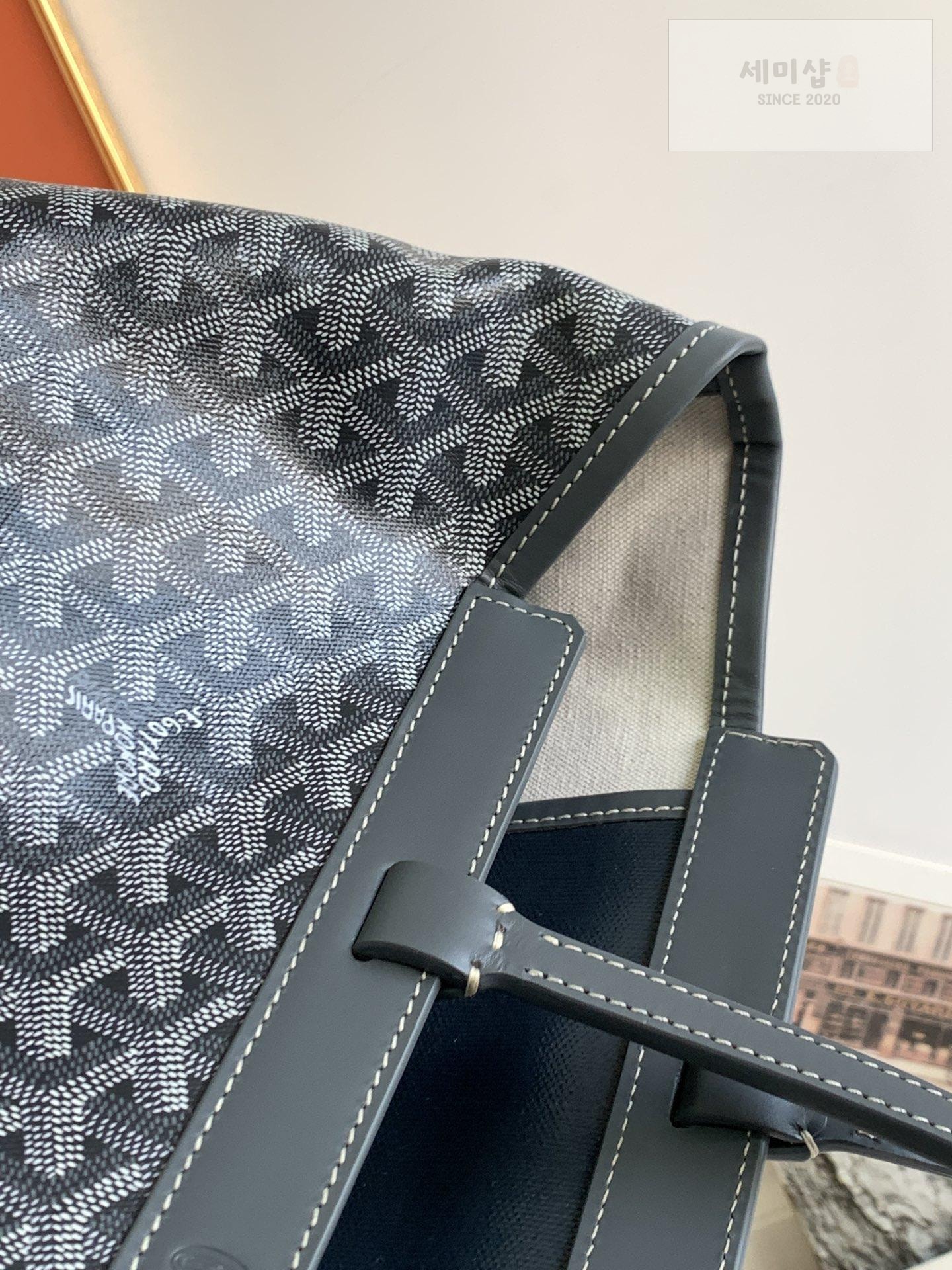 G O Y A R D Goyard Bellechasse Vieux Bag 55번 이미지