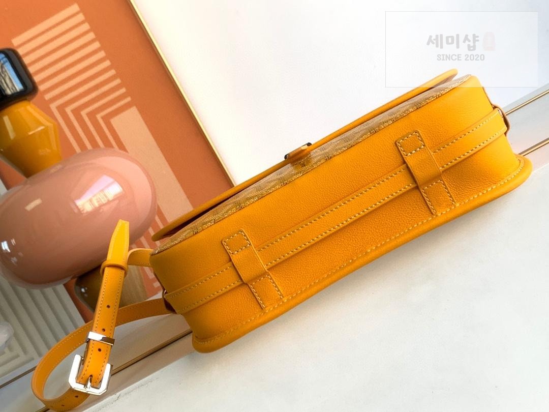 G O Y A R D Goyard Belvedere MM Bag 4번 이미지