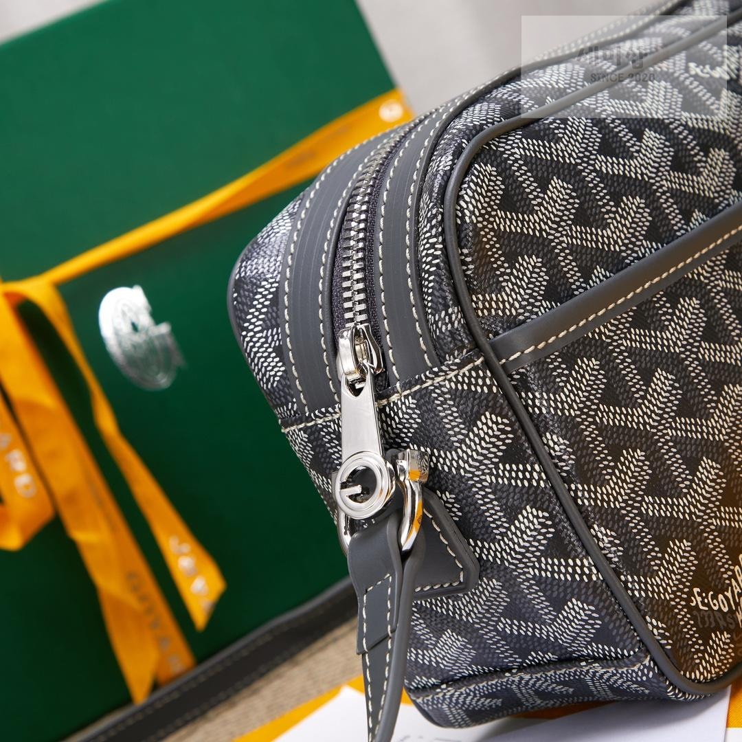 G O Y A R D Goyard Cabber PM Bag 16번 이미지