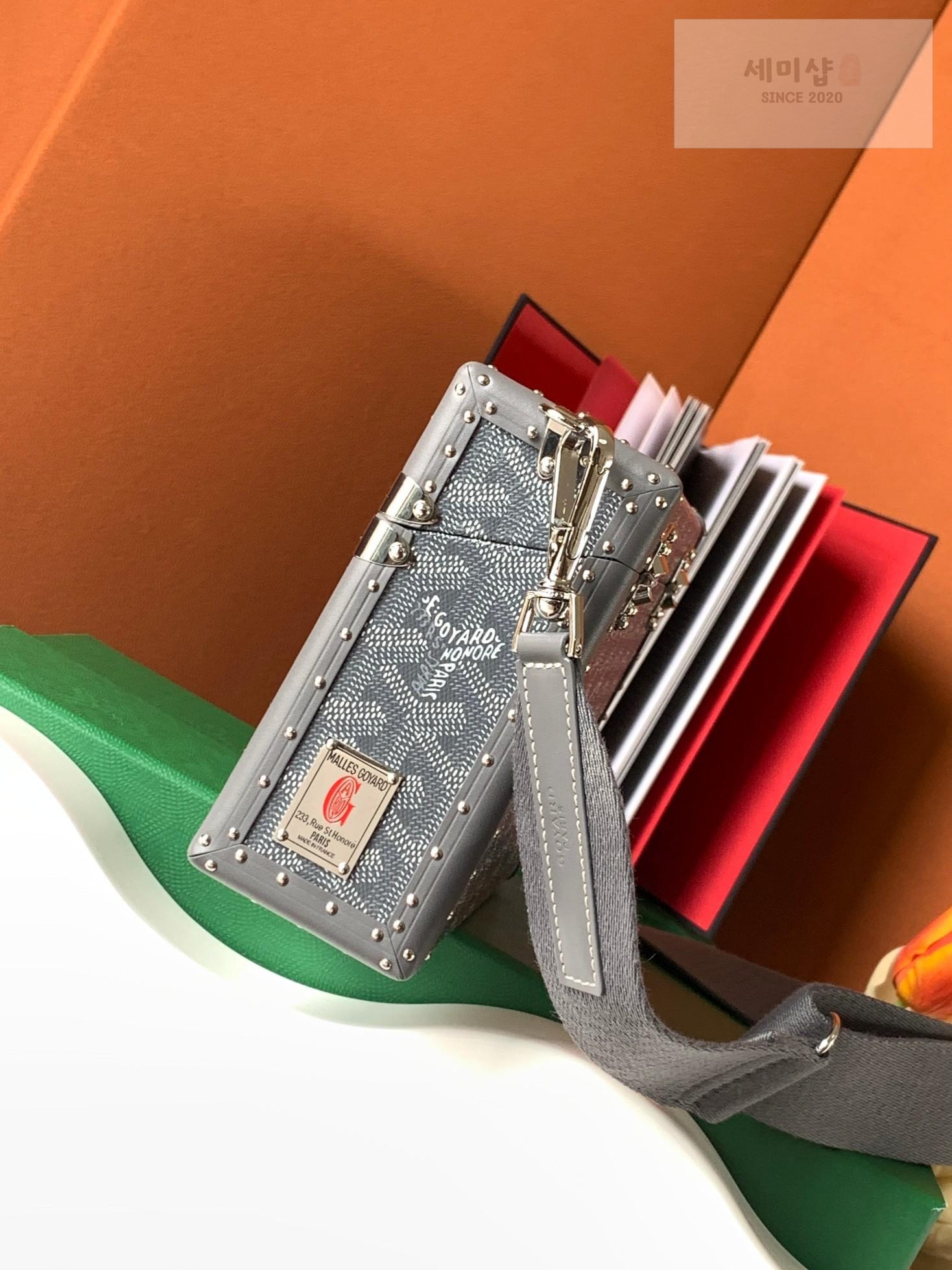 G O Y A R D Goyard Cassette Trunk Bag 66번 이미지
