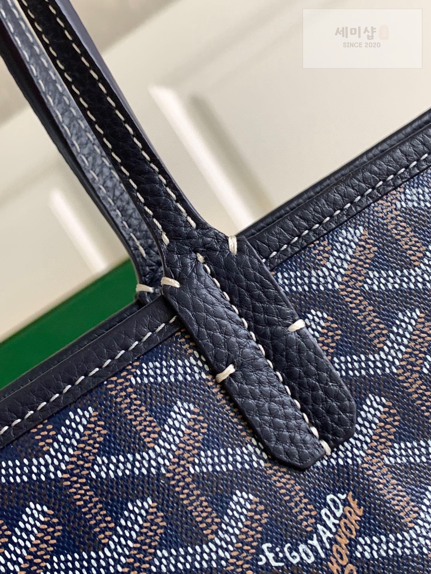 G O Y A R D Goyard Hardy PM Bag 50번 이미지