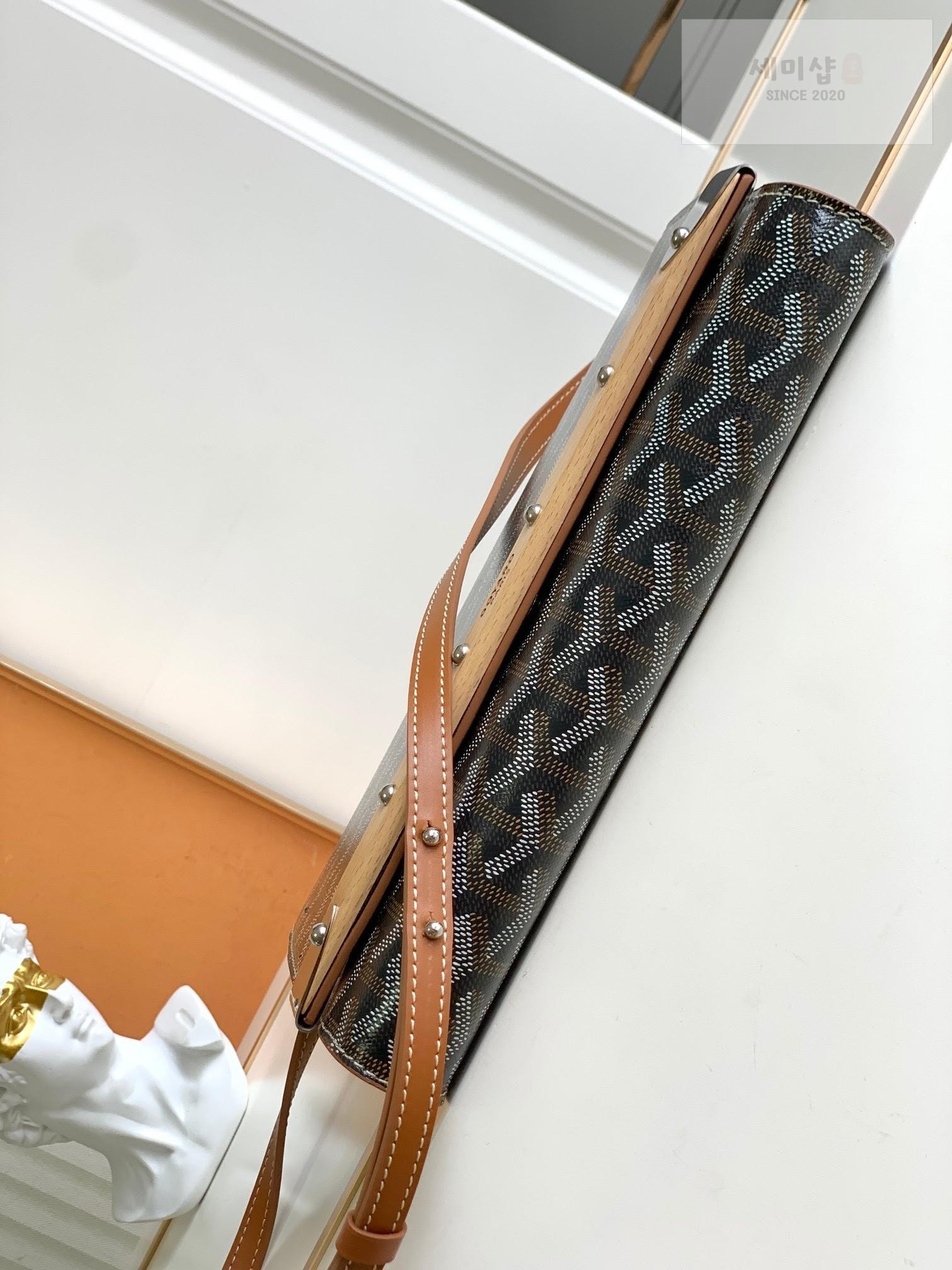 G O Y A R D Goyard Monte Carlo Clutch PM Bag 75번 이미지