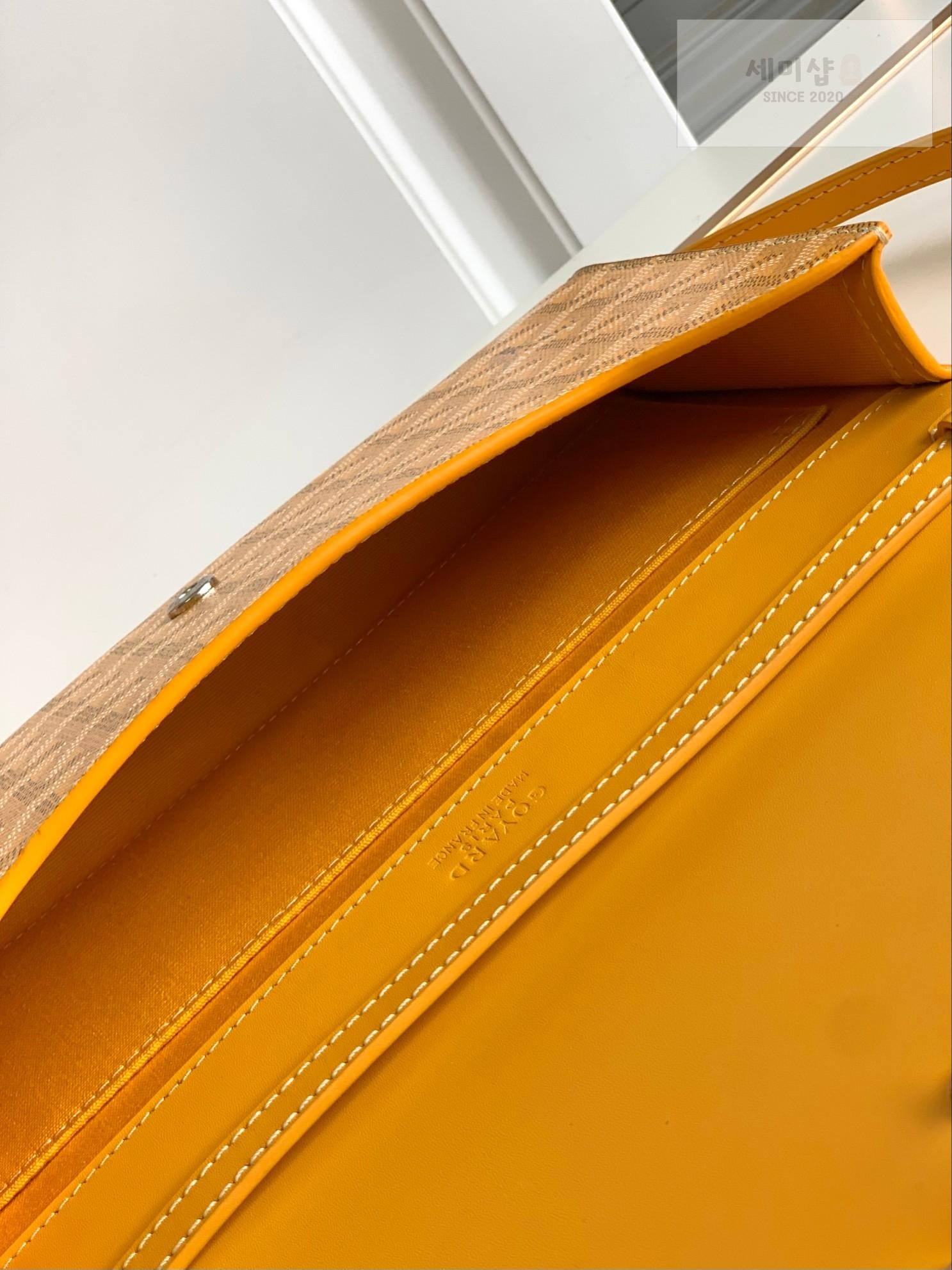 G O Y A R D Goyard Monte Carlo Clutch PM Bag 33번 이미지