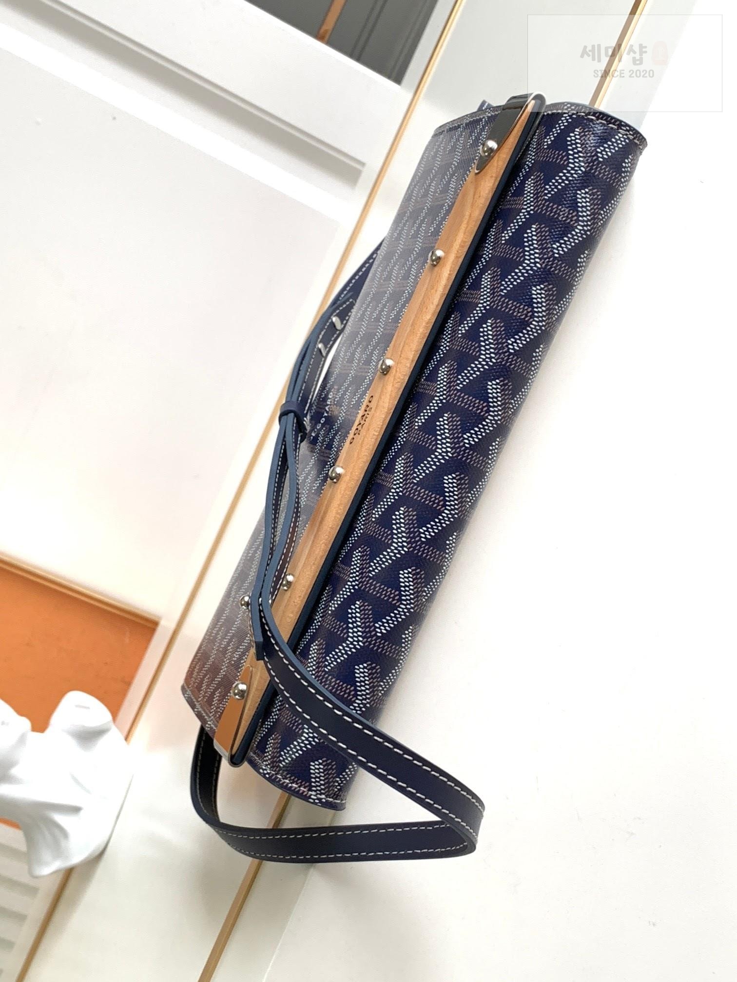G O Y A R D Goyard Monte Carlo Clutch PM Bag 69번 이미지