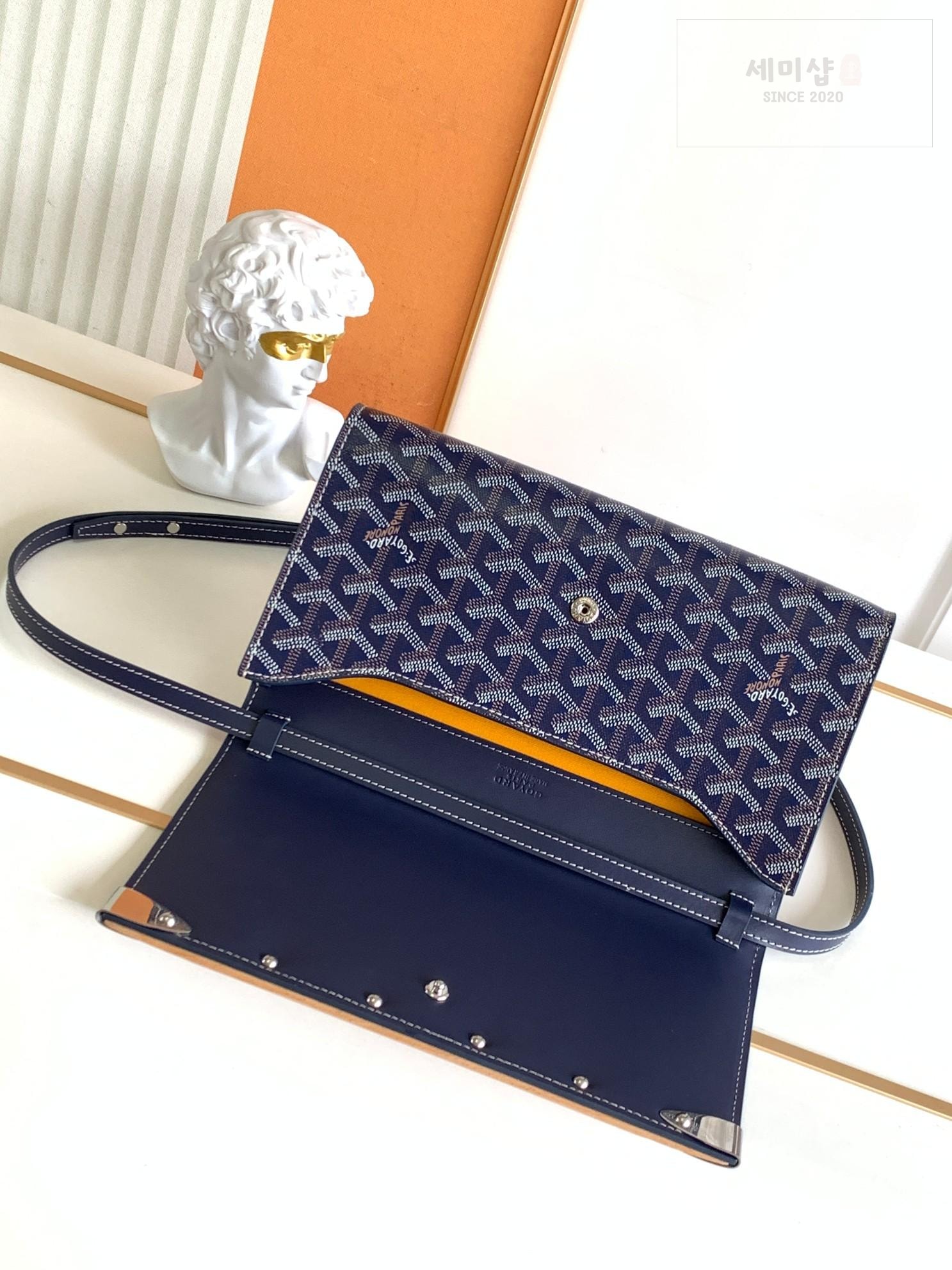 G O Y A R D Goyard Monte Carlo Clutch PM Bag 39번 이미지