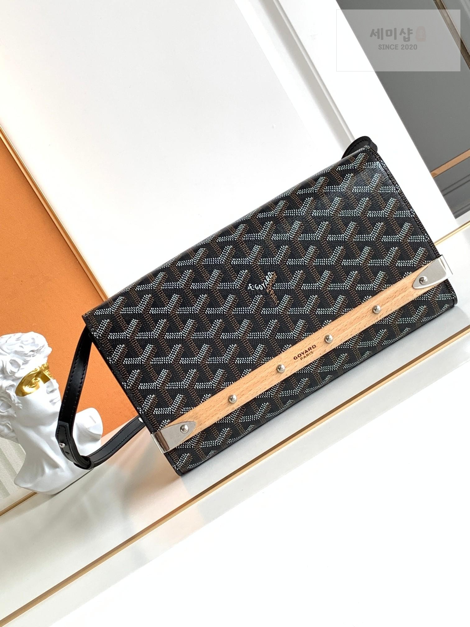 G O Y A R D Goyard Monte Carlo Clutch PM Bag 47번 이미지