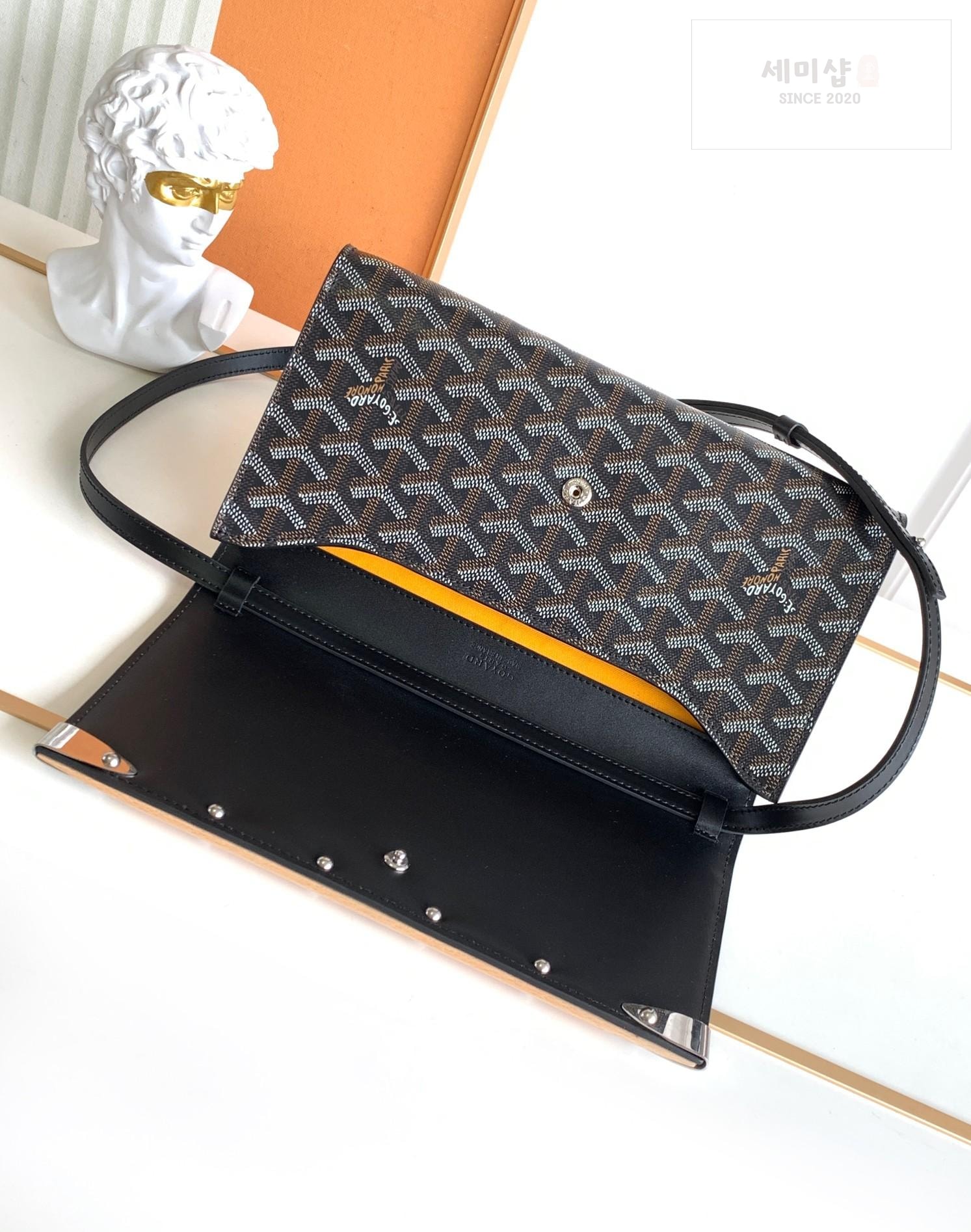 G O Y A R D Goyard Monte Carlo Clutch PM Bag 67번 이미지