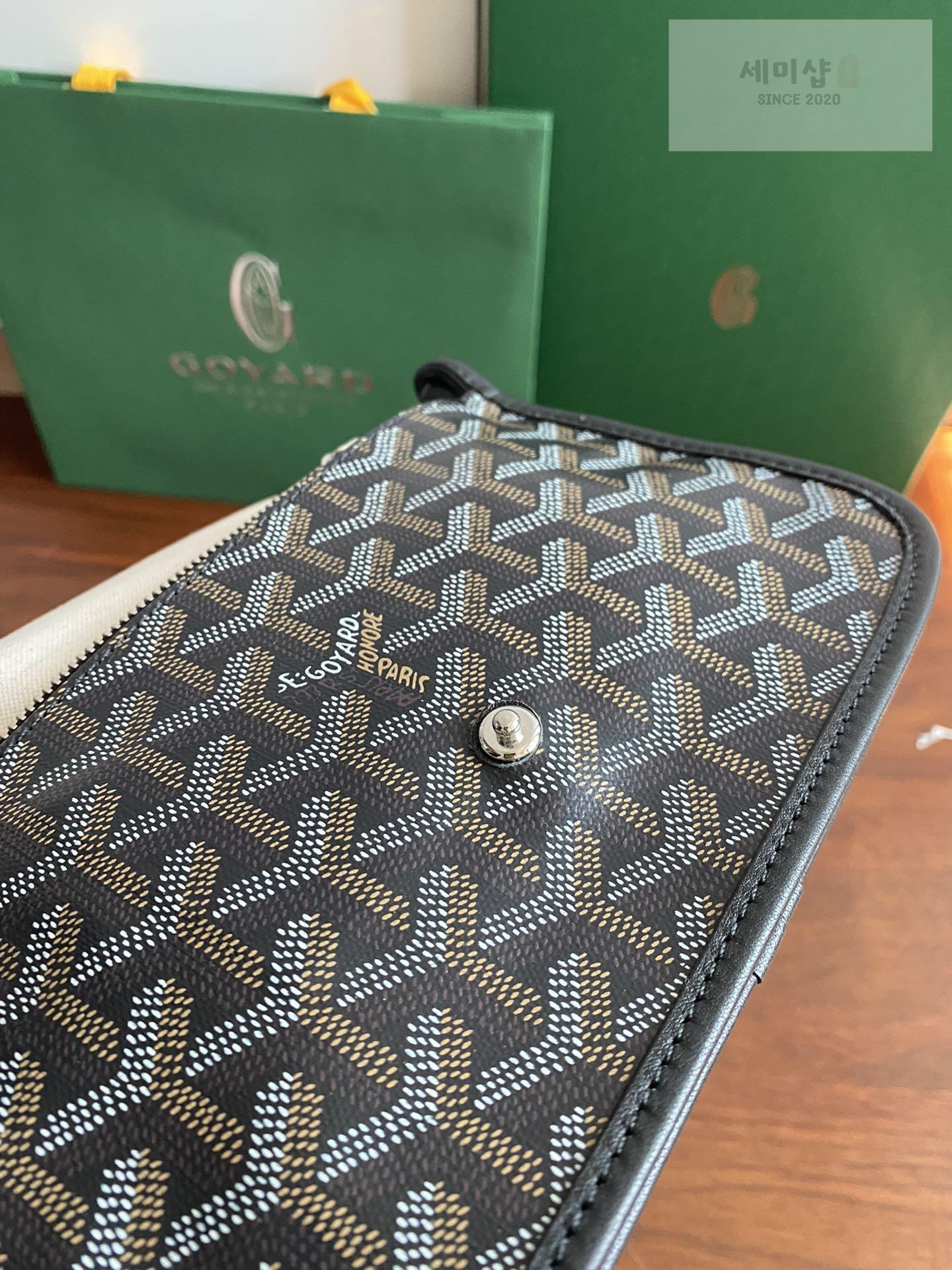 G O Y A R D Goyard Plume Wallet Bag 46번 이미지
