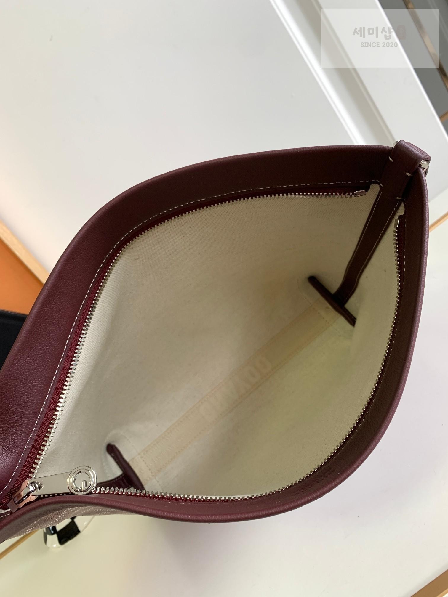 G O Y A R D Goyard Pochette Conti Bag 82번 이미지
