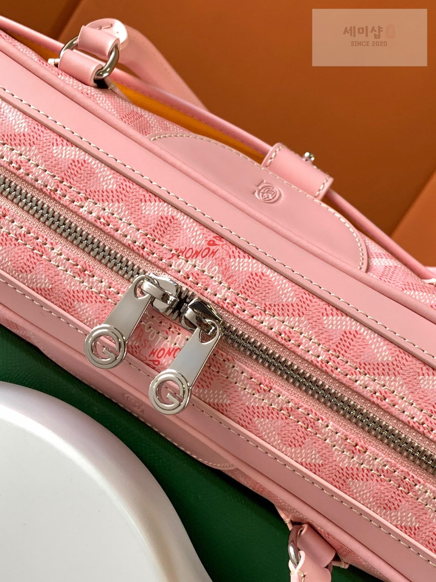 G O Y A R D Goyard Saint Martin Bag 39번 이미지