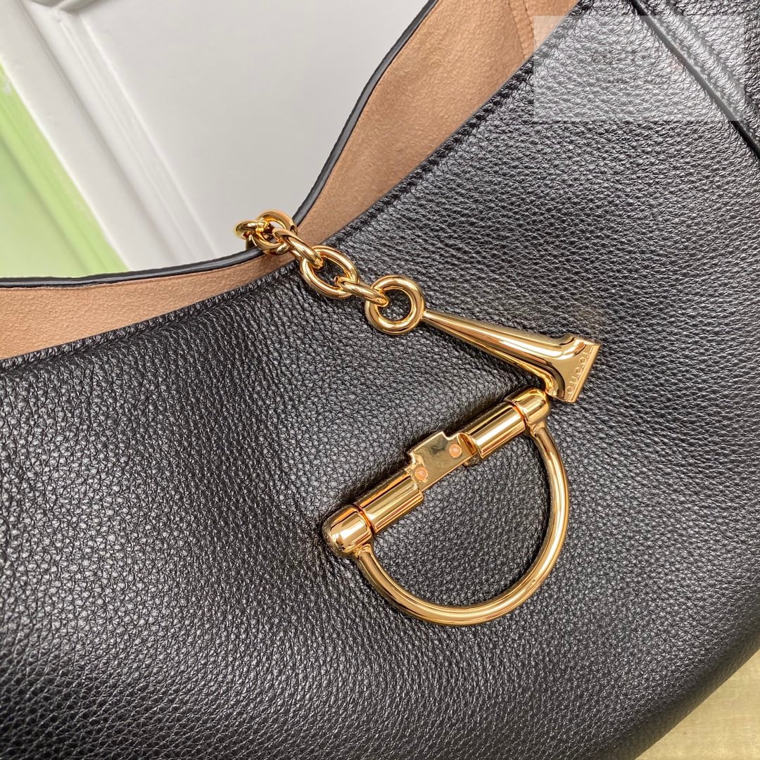 Gucci 구찌 소프트비트 맥시 숄더백 블랙 Bag 5번 이미지