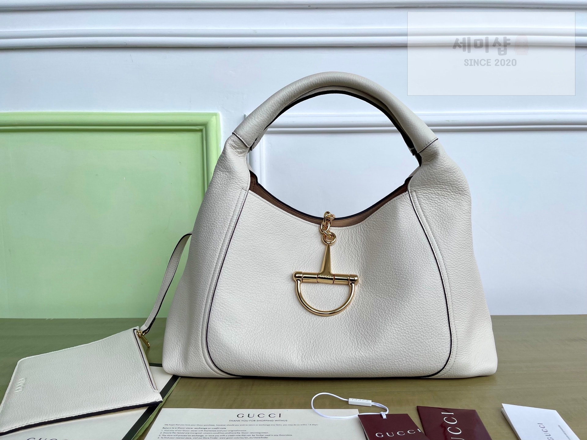 Gucci 구찌 소프트비트 맥시 숄더백 화이트 Bag 1번 이미지