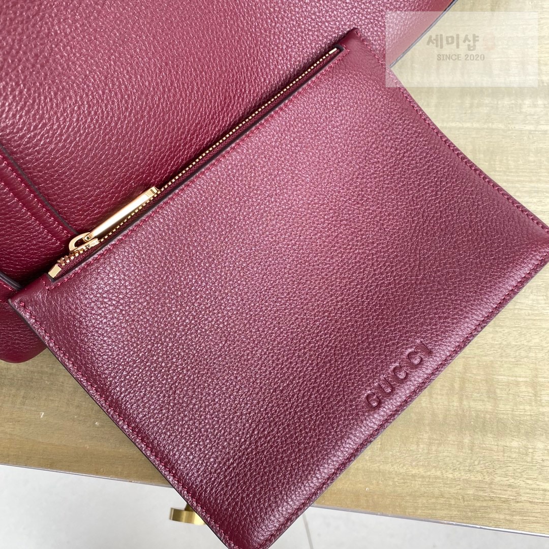 Gucci 구찌 소프트비트 맥시 숄더백 로소 앙코르 ( 버건디 ) Bag 5번 이미지