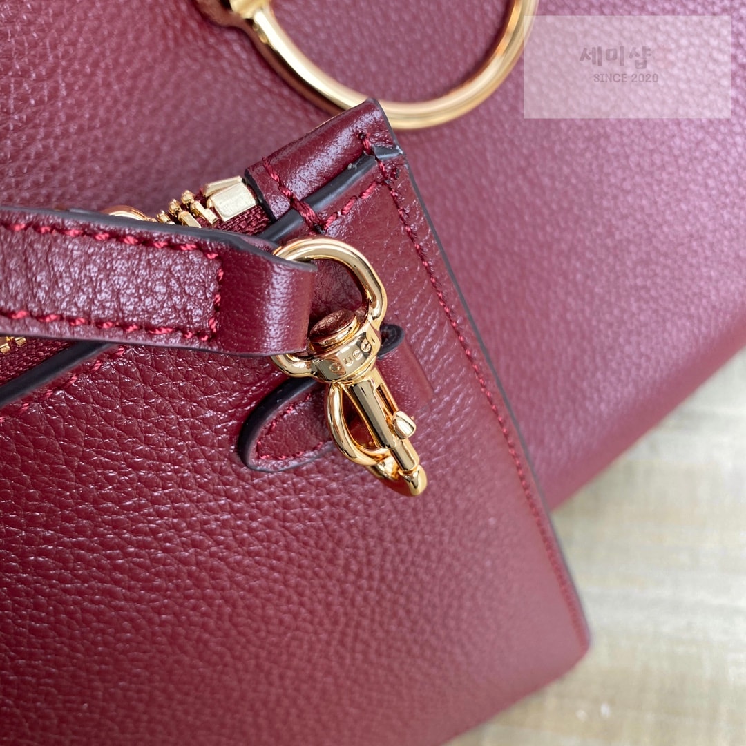 Gucci 구찌 소프트비트 맥시 숄더백 로소 앙코르 ( 버건디 ) Bag 8번 이미지