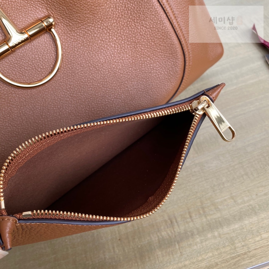 Gucci 구찌 소프트비트 맥시 숄더백 브라운 Bag 11번 이미지