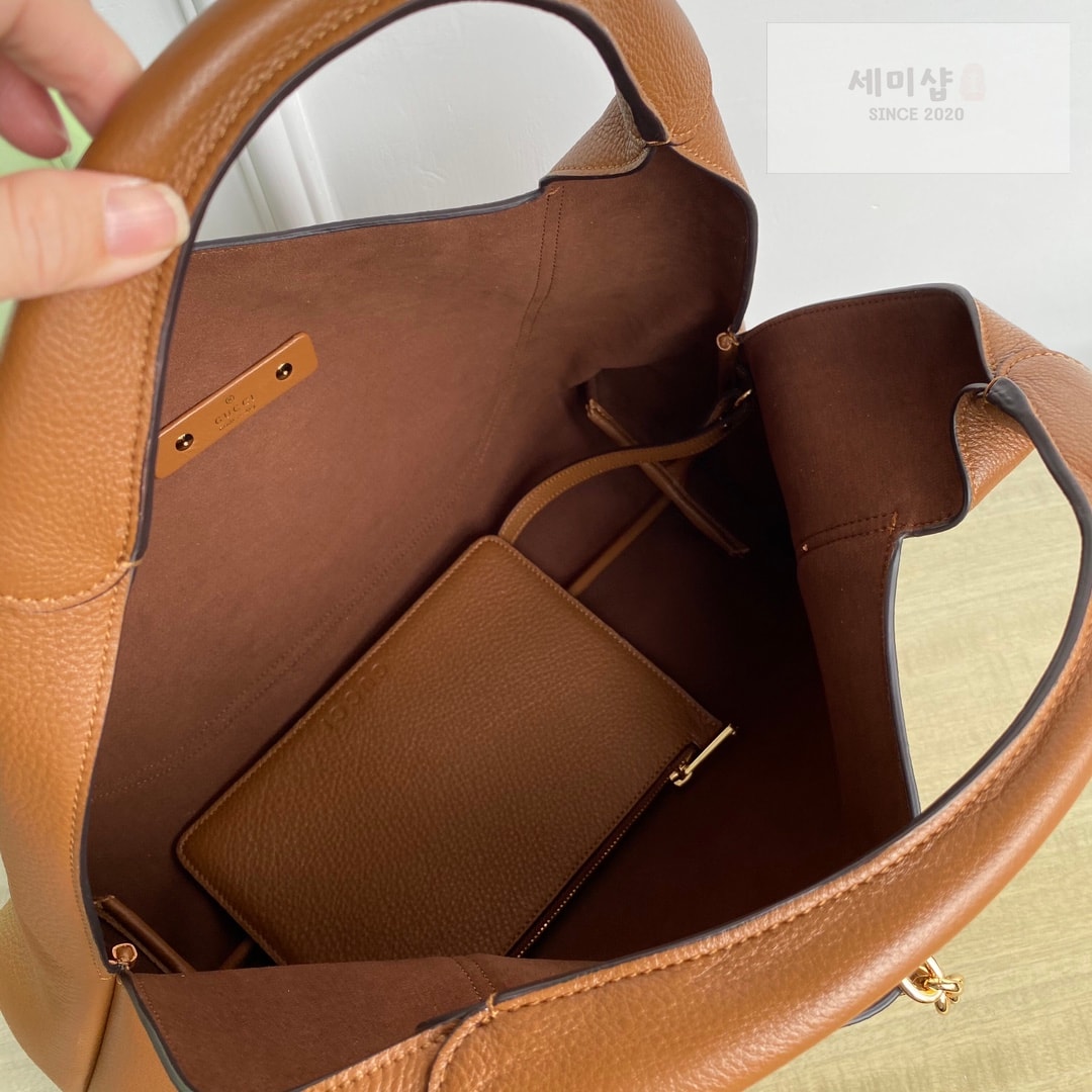 Gucci 구찌 소프트비트 맥시 숄더백 브라운 Bag 12번 이미지