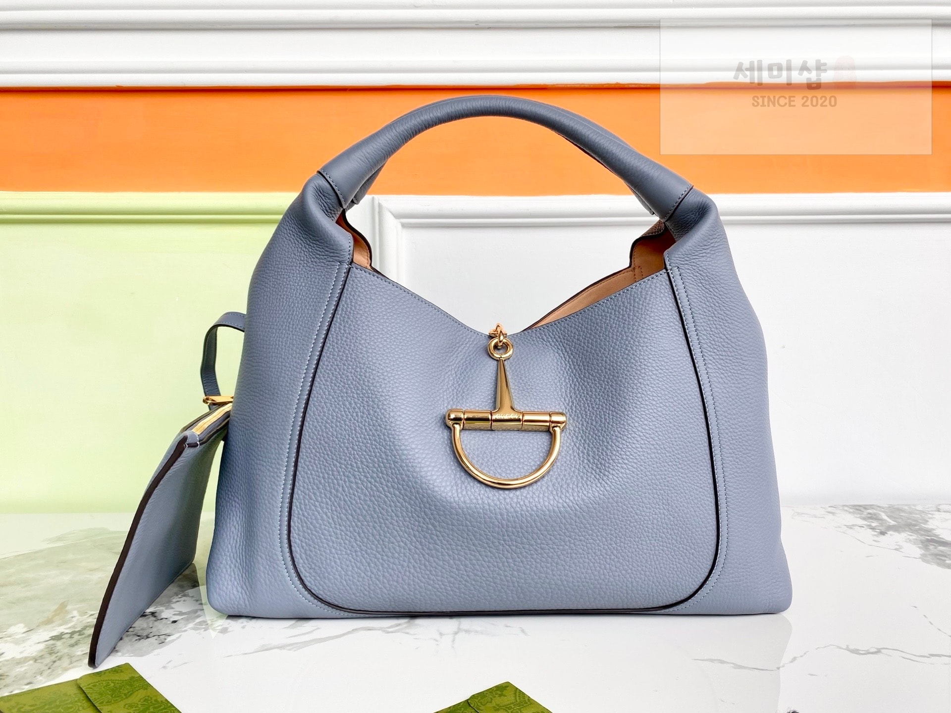 Gucci 구찌 소프트비트 맥시 숄더백 라이트 블루 Bag 3번 이미지