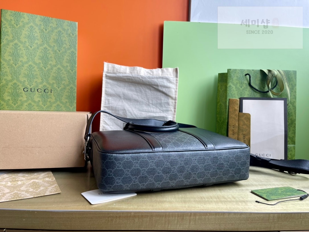 Gucci 구찌 GG 블랙 미디움 브리프케이스 블랙 수프림 캔버스 Bag 4번 이미지