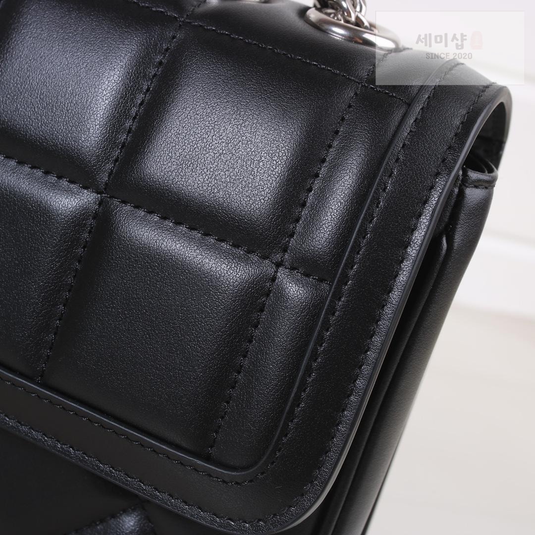 Gucci Gucci Deco Shoulder Bag 19번 이미지