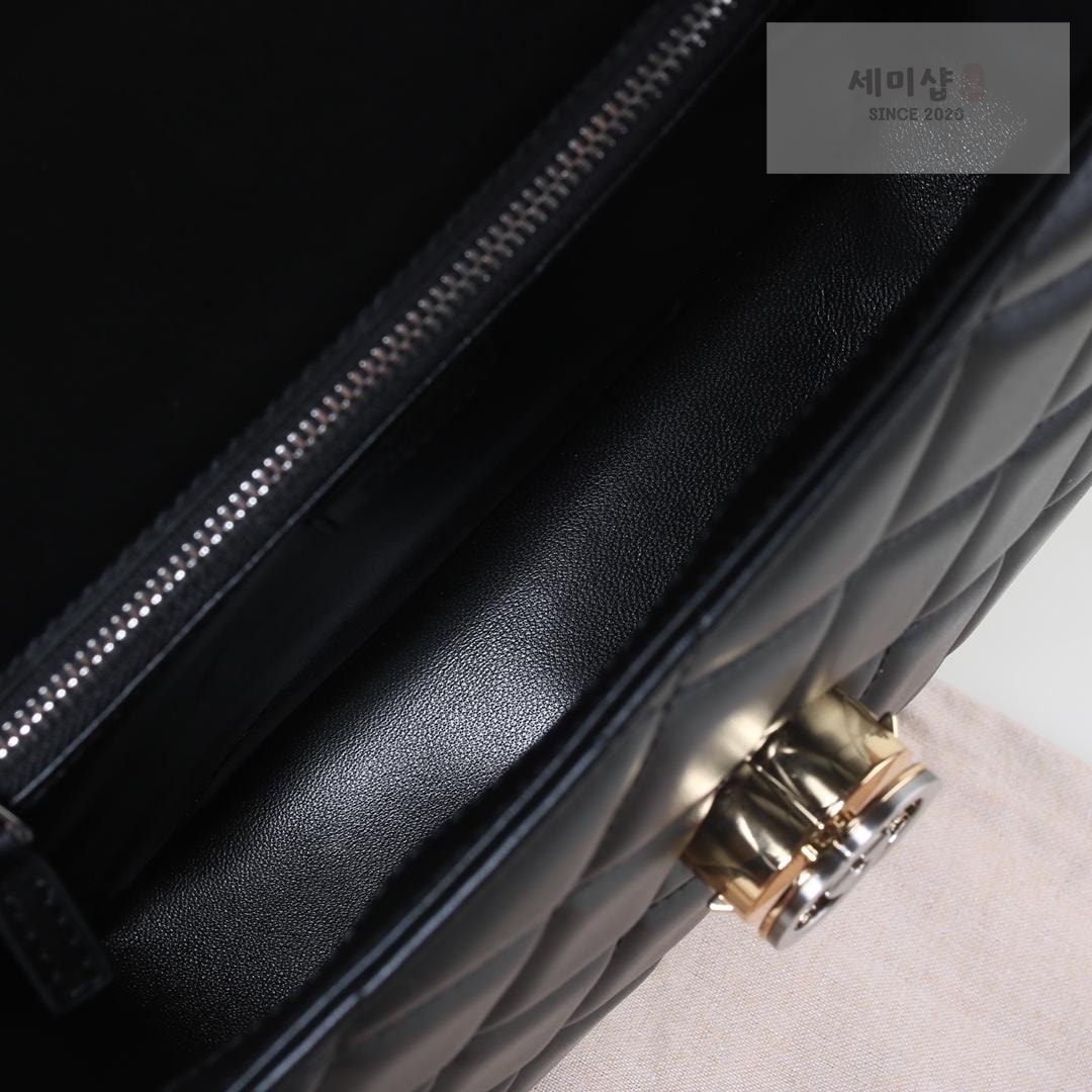 Gucci Gucci Deco Shoulder Bag 23번 이미지