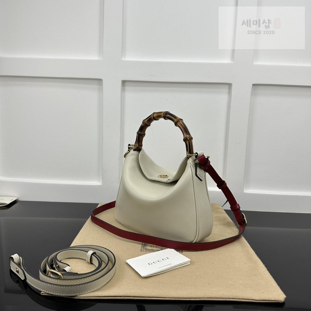 Gucci Gucci Diana Shoulder Bag 10번 이미지