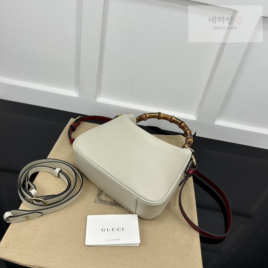 Gucci Gucci Diana Shoulder Bag 11번 이미지