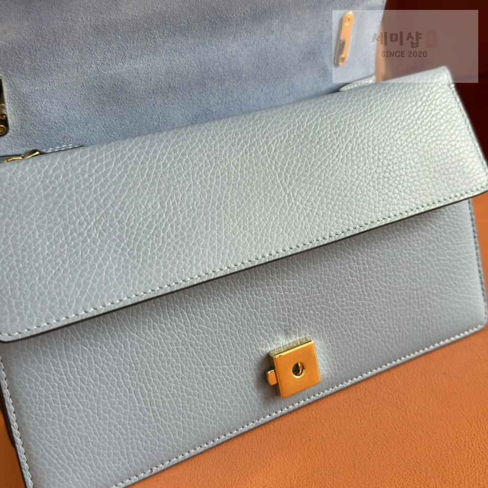 Gucci Gucci Dionysus Medium Shoulder Bag 4번 이미지