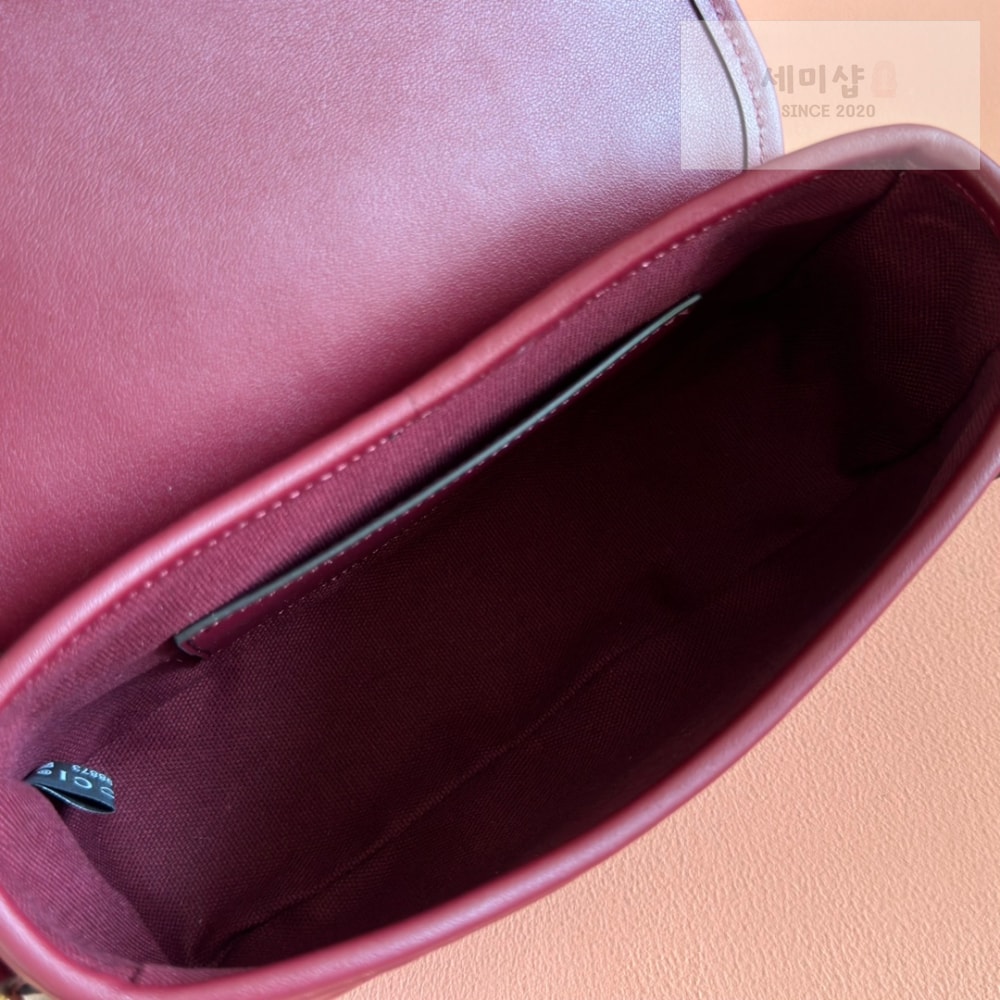Gucci Gucci GG Emblem Shoulder Bag 14번 이미지