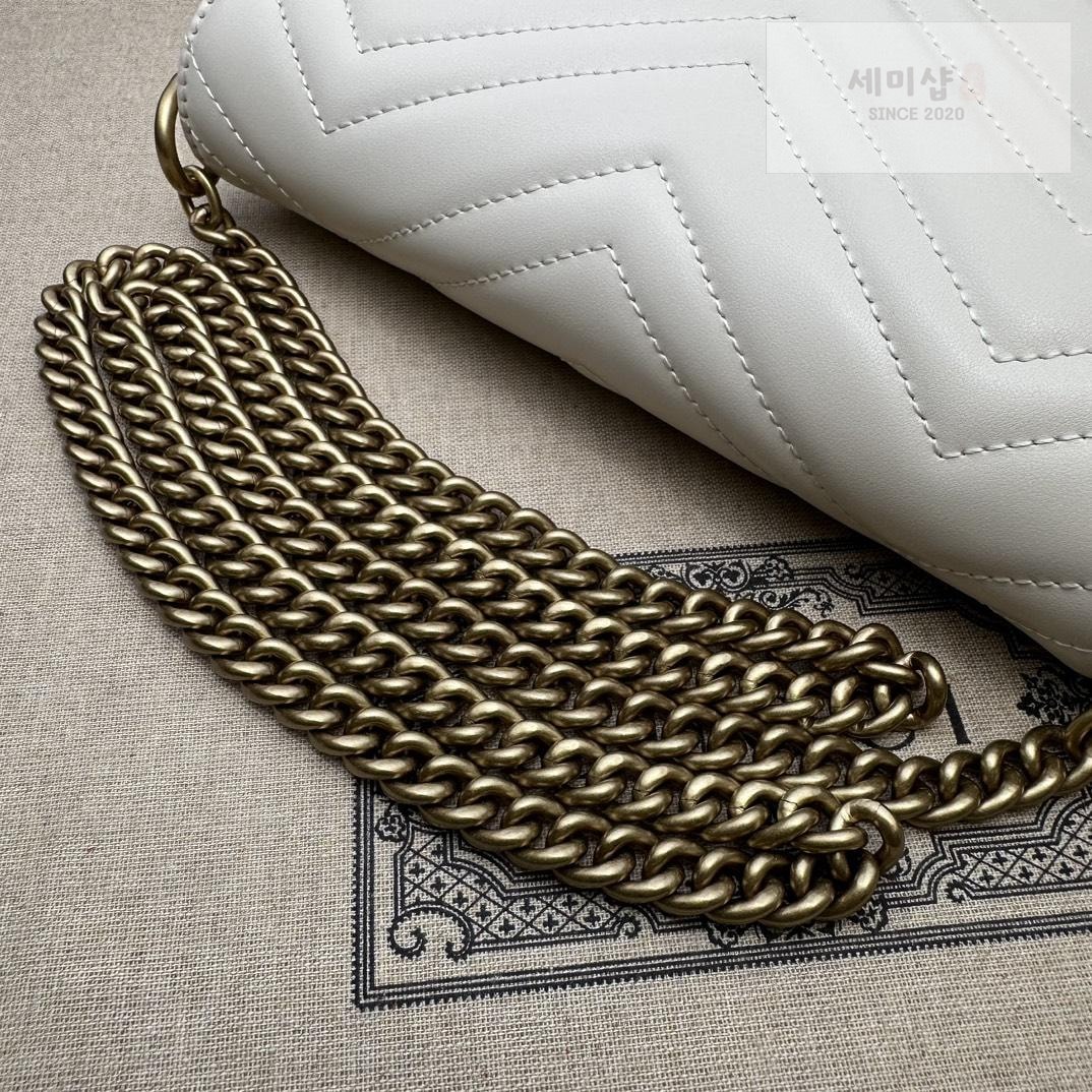 Gucci Gucci GG Marmont Matelasse Mini Chain Bag 36번 이미지