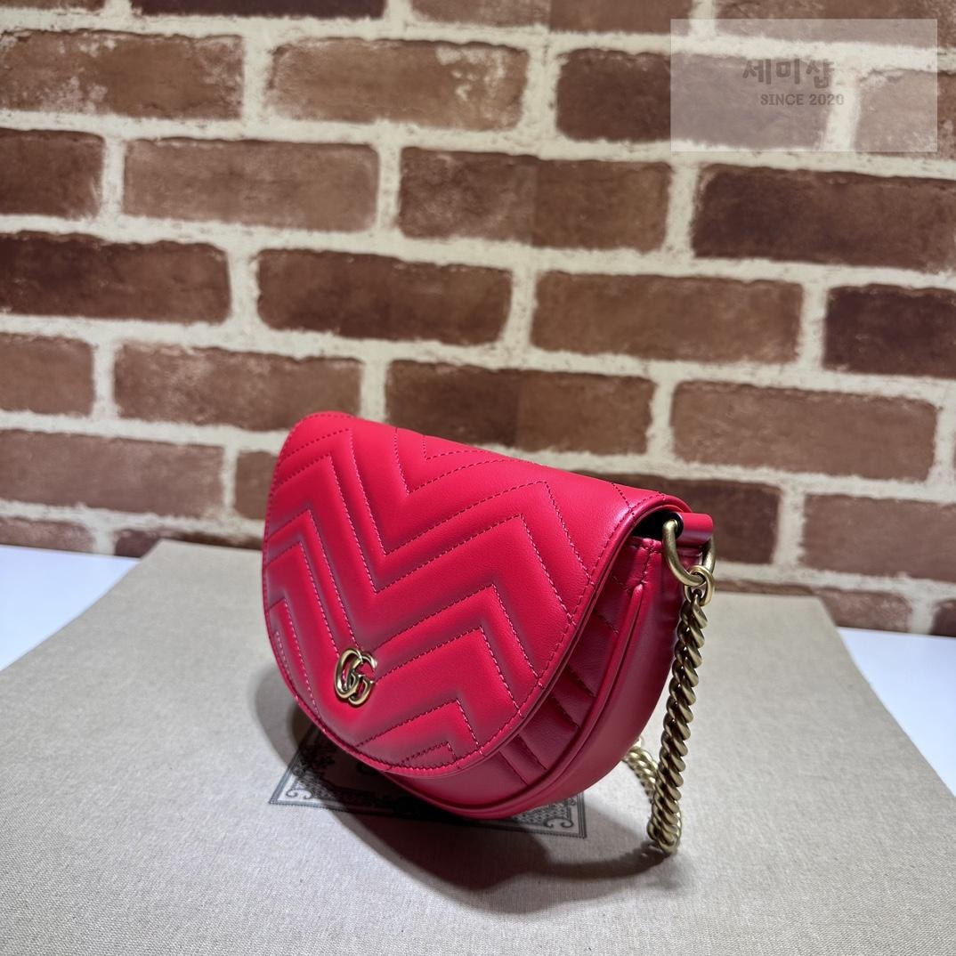 Gucci Gucci GG Marmont Matelasse Mini Chain Bag 26번 이미지