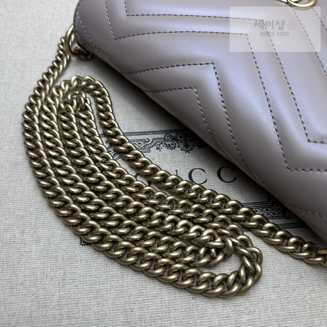Gucci Gucci GG Marmont Matelasse Mini Chain Bag 1번 이미지
