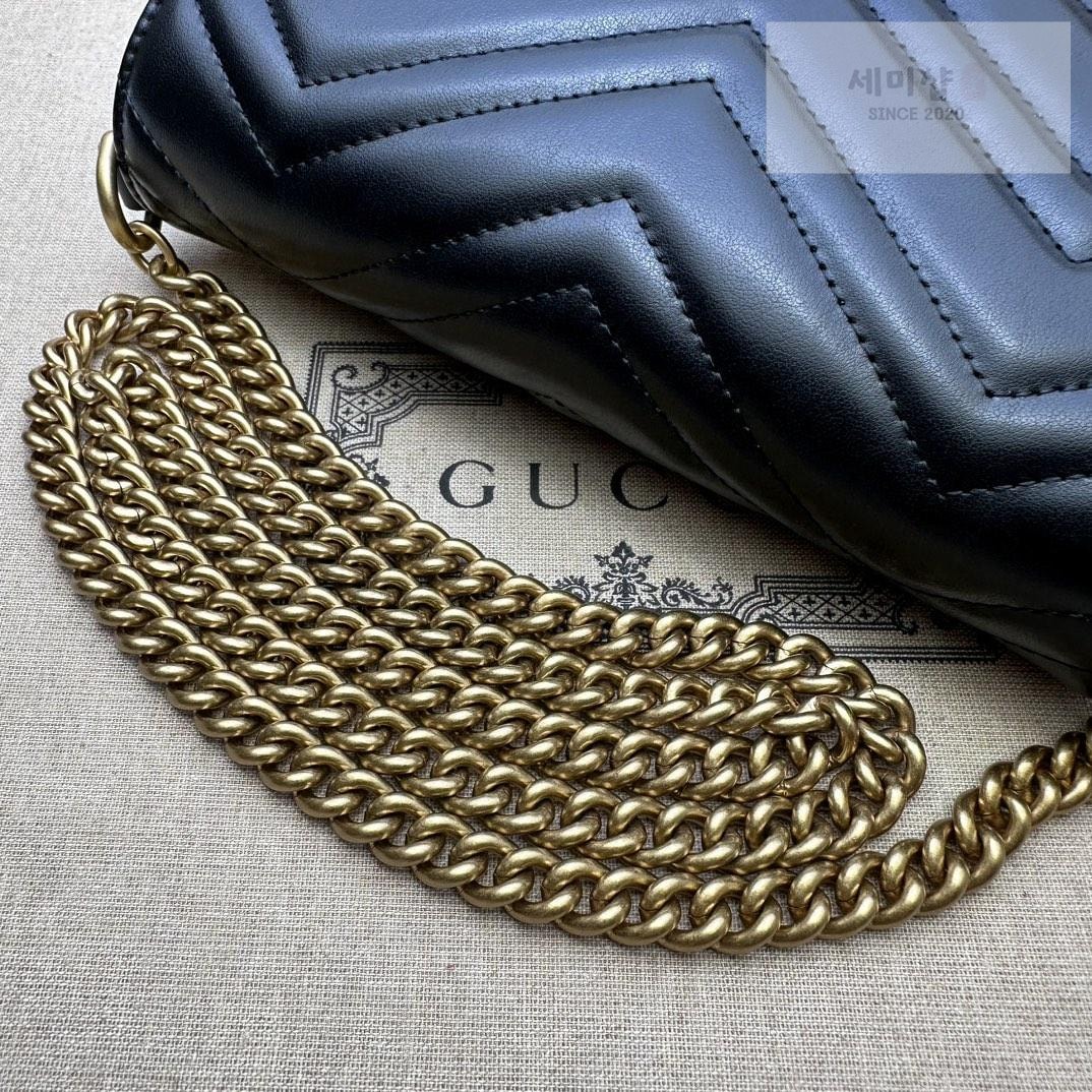 Gucci Gucci GG Marmont Matelasse Mini Chain Bag 17번 이미지