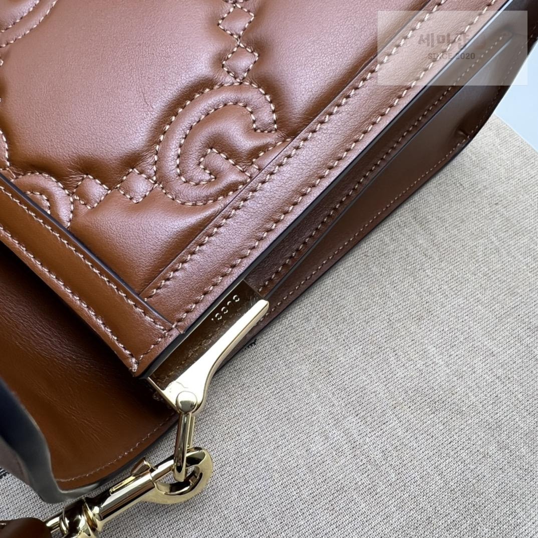 Gucci Gucci GG Matelasse Leather Bag 13번 이미지